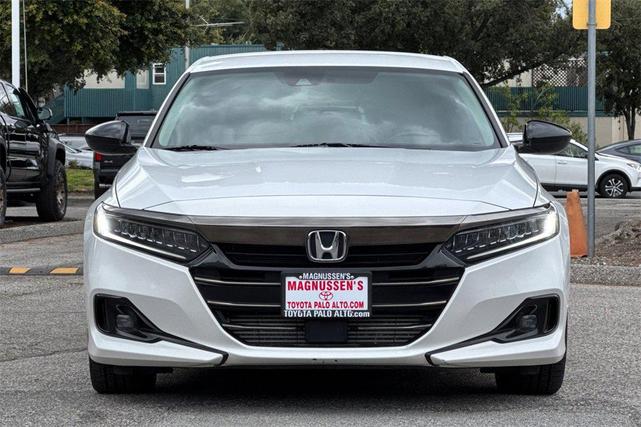 Photo of 2022 Platinum White Pearl Honda Accord
