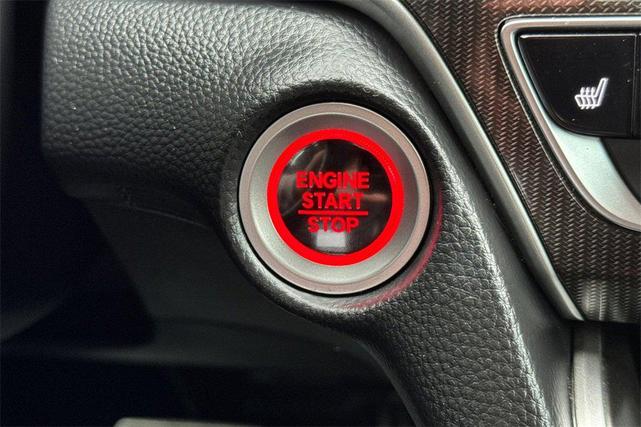 Photo of 2022 Platinum White Pearl Honda Accord