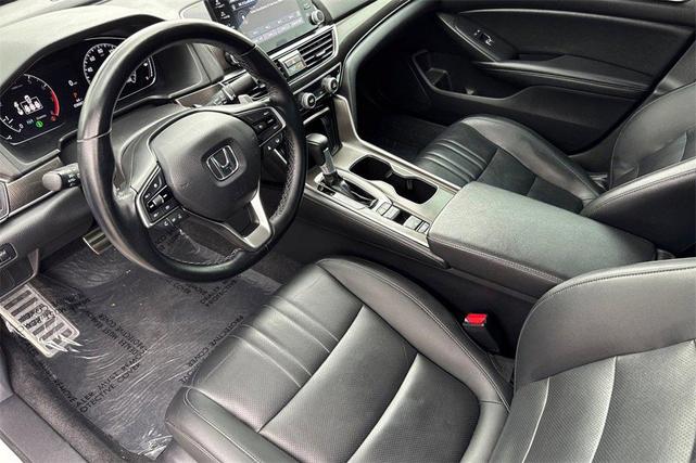 Photo of 2022 Platinum White Pearl Honda Accord