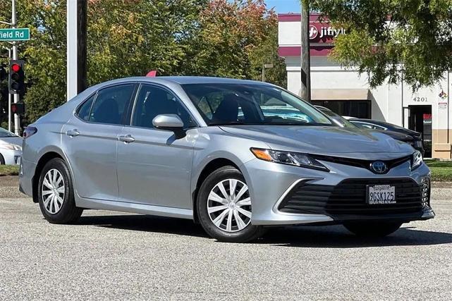 Photo of 2023 Celestial Silver Metallic Toyota Camry