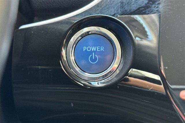 Photo of 2022 Classic Silver Metallic Toyota Prius