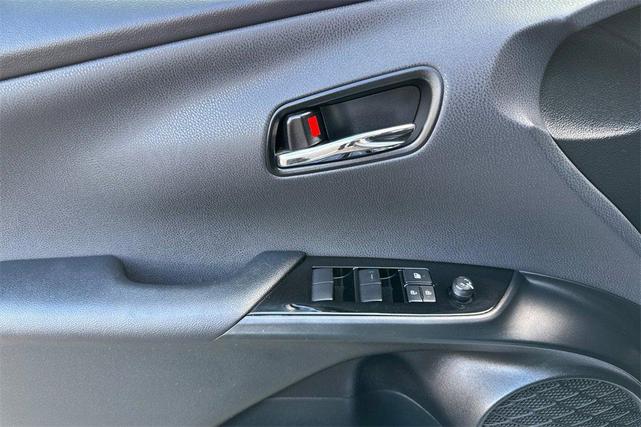Photo of 2022 Classic Silver Metallic Toyota Prius