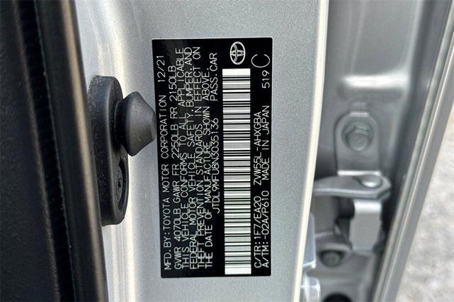 Photo of 2022 Classic Silver Metallic Toyota Prius