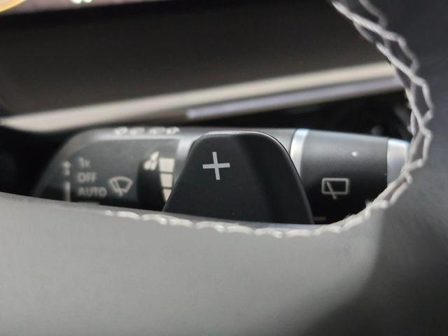 Photo of 2025 Radiant White INFINITI QX80