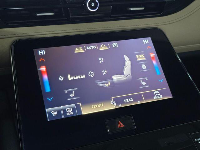 Photo of 2025 Radiant White INFINITI QX80