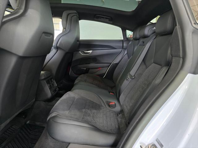 Photo of 2023 Ibis White Audi e-tron GT