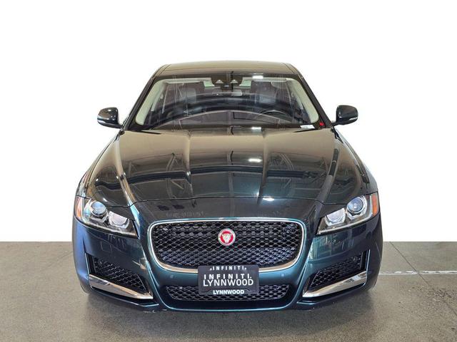 Photo of 2017 British Racing Green Metallic Jaguar XF