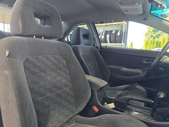Photo of 2001 Satin Silver Metallic Honda Accord