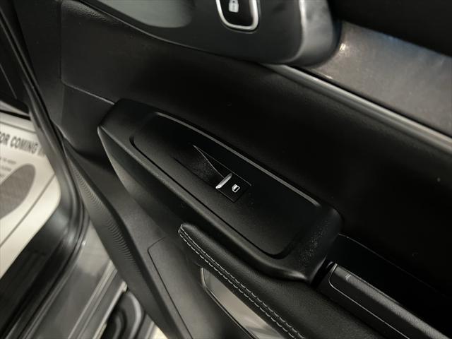 Photo of 2024 Carbonized Gray Metallic Ford Ranger