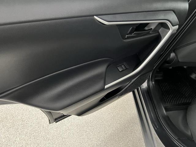 Photo of 2024 Magnetic Gray Metallic Toyota RAV4