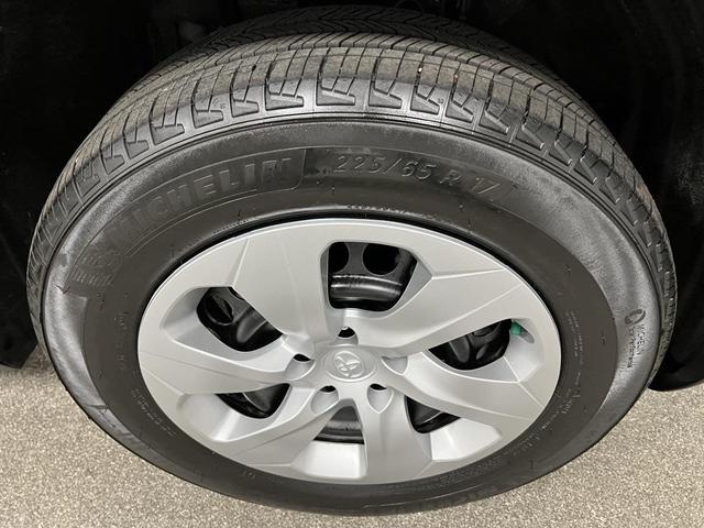 Photo of 2024 Magnetic Gray Metallic Toyota RAV4