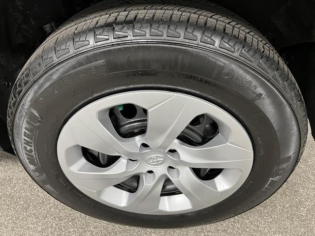 Photo of 2024 Magnetic Gray Metallic Toyota RAV4