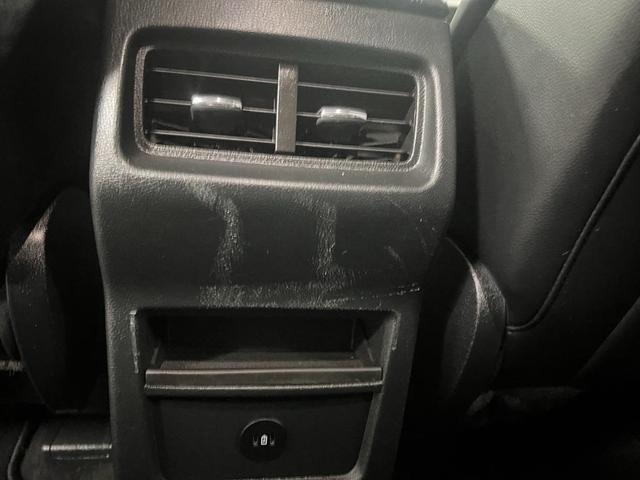 Photo of 2024 Silver Metallic Ford Edge