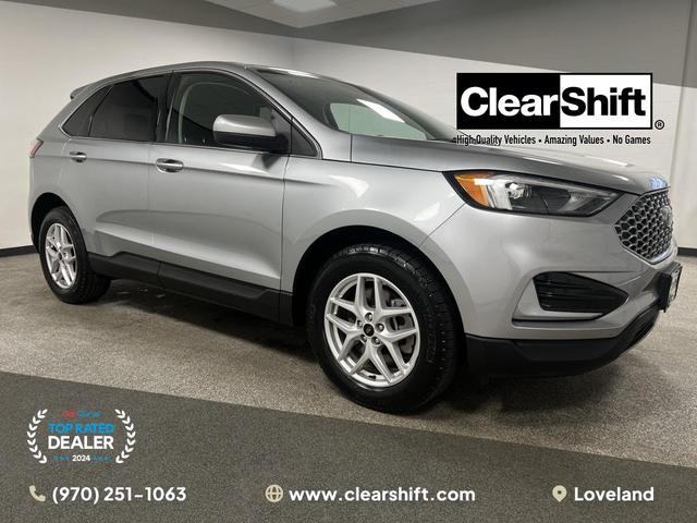 Photo of 2024 Silver Metallic Ford Edge