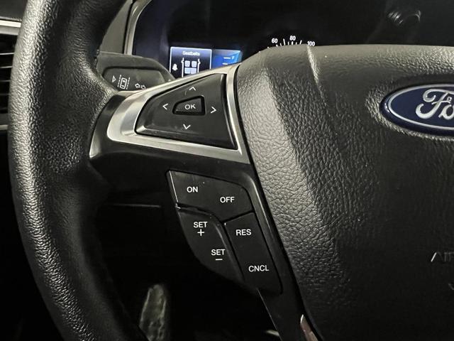 Photo of 2024 Silver Metallic Ford Edge