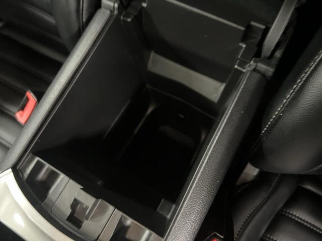 Photo of 2024 Silver Metallic Ford Edge