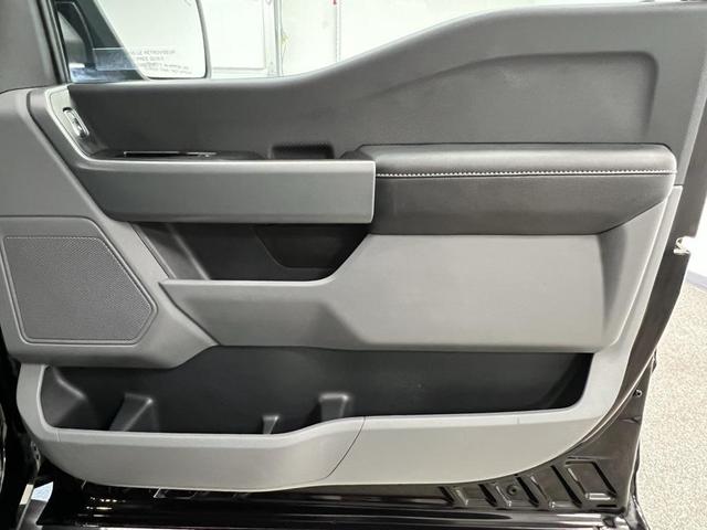 Photo of 2022 Agate Black Metallic Ford F-150