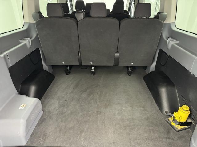 Photo of 2018 Oxford White Ford Transit-150