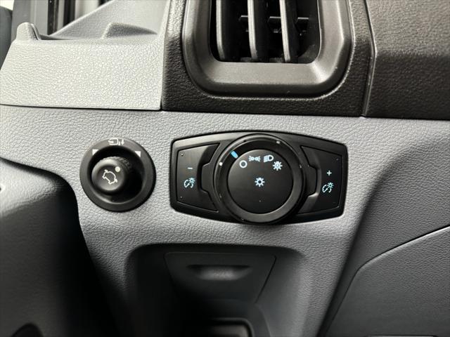 Photo of 2018 Oxford White Ford Transit-150