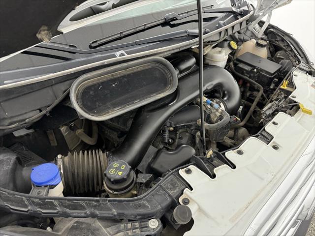 Photo of 2018 Oxford White Ford Transit-150