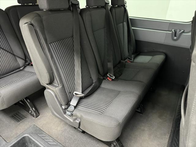 Photo of 2018 Oxford White Ford Transit-150