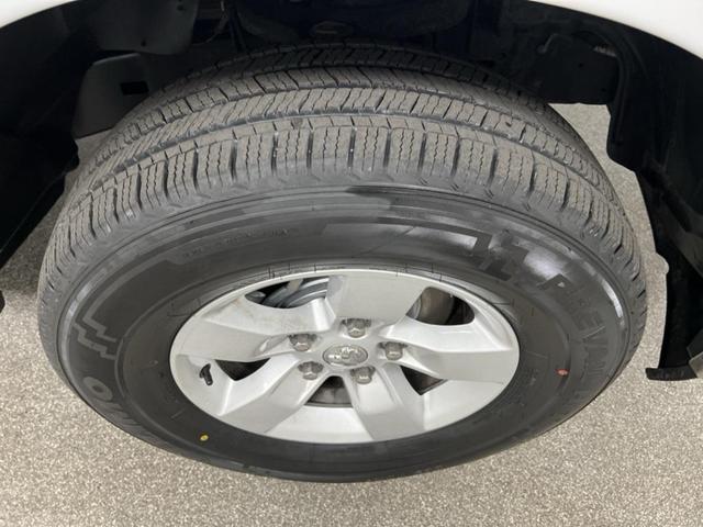 Photo of 2020 Bright White Clearcoat RAM 1500
