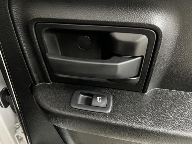 Photo of 2020 Bright White Clearcoat RAM 1500
