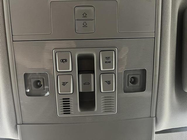 Photo of 2022 Pure White Volkswagen Taos