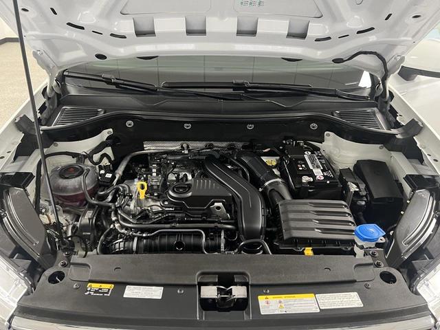 Photo of 2022 Pure White Volkswagen Taos