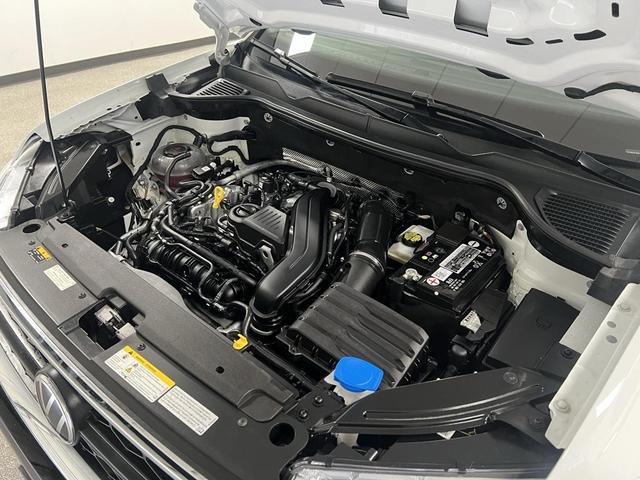 Photo of 2022 Pure White Volkswagen Taos