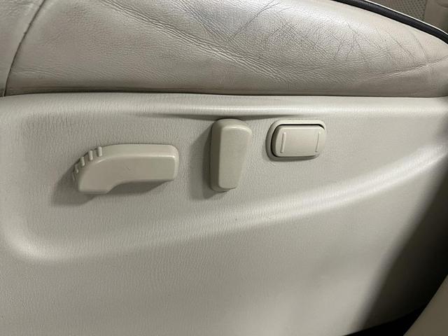 Photo of 2018 Hermosa Blue INFINITI QX80