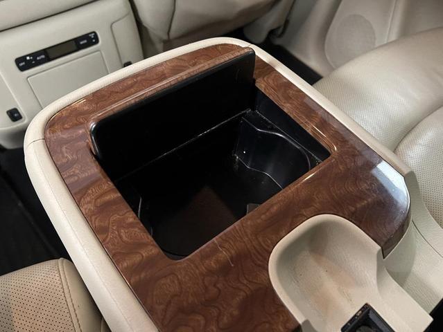 Photo of 2018 Hermosa Blue INFINITI QX80