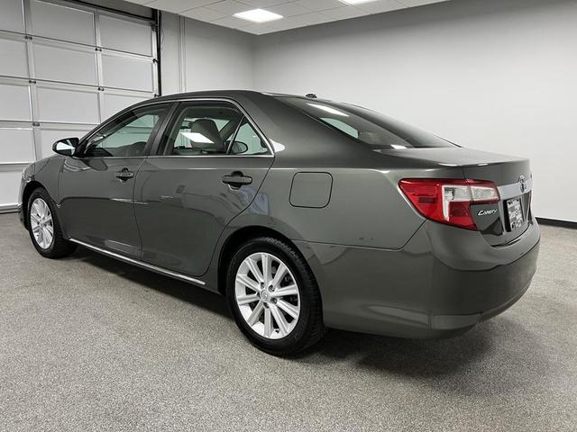 Photo of 2014 Cypress Pearl Toyota Camry