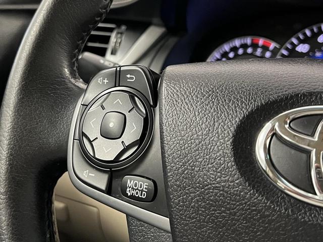 Photo of 2014 Cypress Pearl Toyota Camry