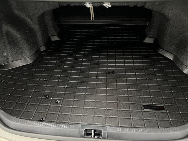 Photo of 2014 Cypress Pearl Toyota Camry