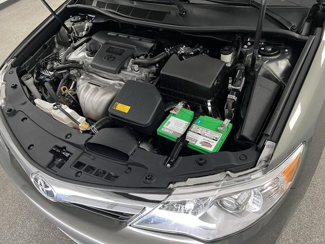Photo of 2014 Cypress Pearl Toyota Camry