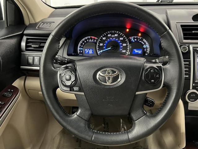 Photo of 2014 Cypress Pearl Toyota Camry