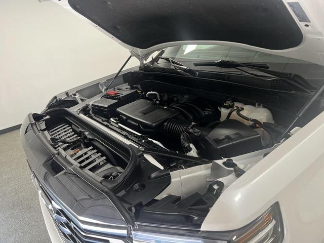 Photo of 2023 White Frost Tricoat GMC Sierra 1500