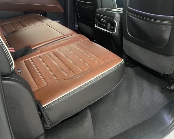 Photo of 2023 White Frost Tricoat GMC Sierra 1500