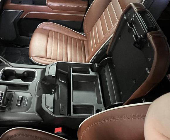 Photo of 2023 White Frost Tricoat GMC Sierra 1500