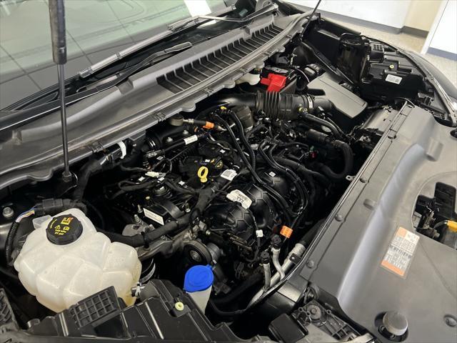 Photo of 2024 Carbonized Gray Metallic Ford Edge