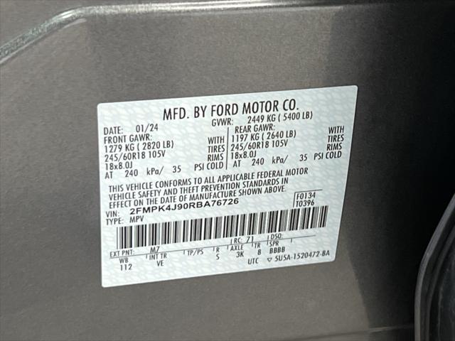 Photo of 2024 Carbonized Gray Metallic Ford Edge