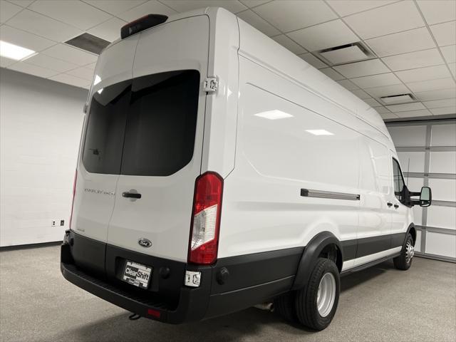 Photo of 2024 Oxford White Ford Transit-350