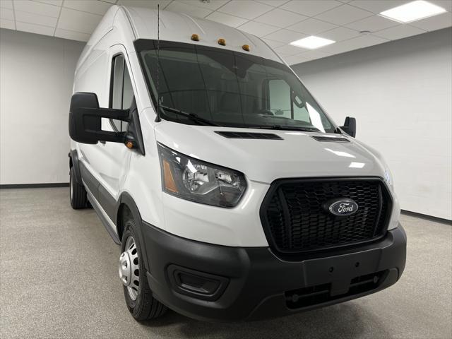 Photo of 2024 Oxford White Ford Transit-350
