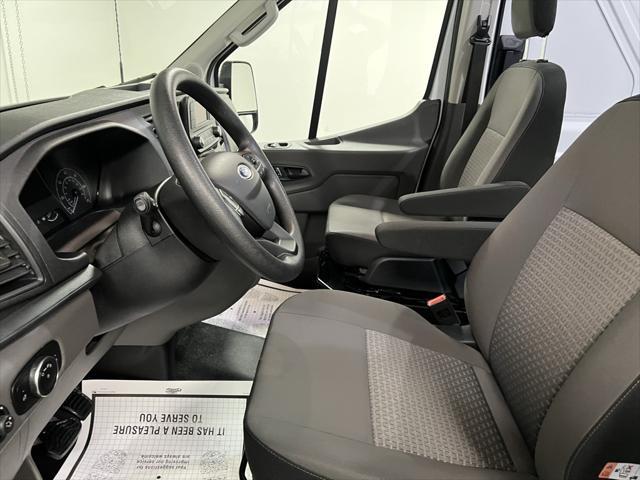 Photo of 2024 Oxford White Ford Transit-350