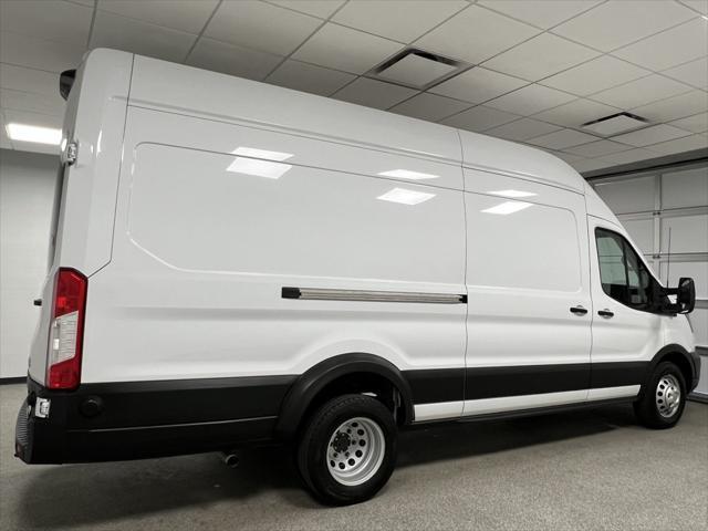 Photo of 2024 Oxford White Ford Transit-350