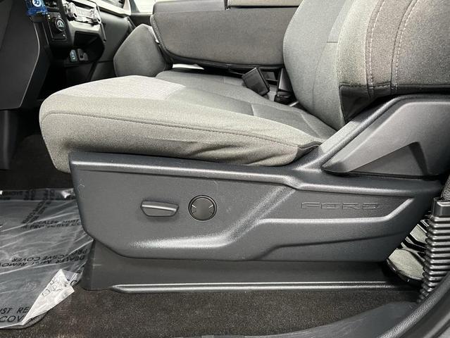 Photo of 2023 Oxford White Ford F-150
