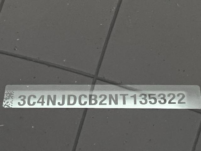 Photo of 2022 Redline Pearlcoat Jeep Compass