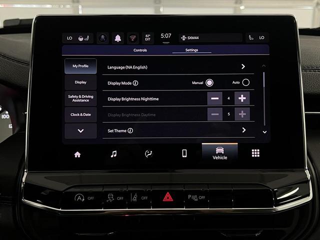 Photo of 2022 Redline Pearlcoat Jeep Compass