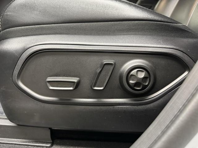 Photo of 2024 Silver Zynith Jeep Grand Cherokee L
